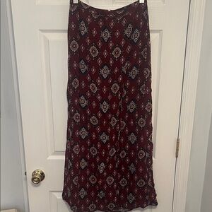 Forever 21 Burgundy and Black Patterned Maxi Skirt